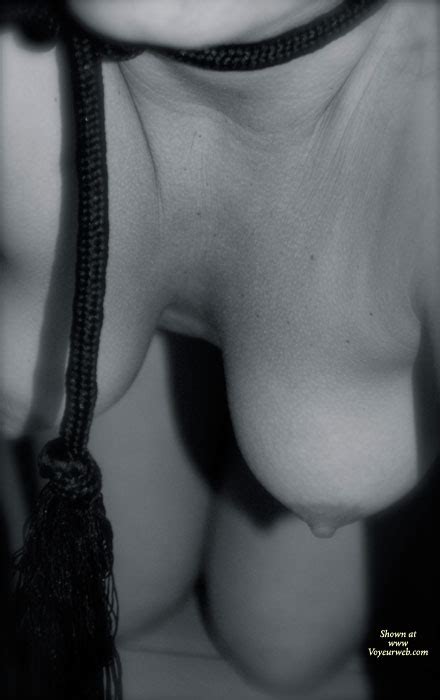 first erotic photo session july 2009 voyeur web