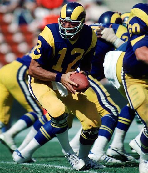 pin by rogelio h on rams carneros los angeles rams nfl