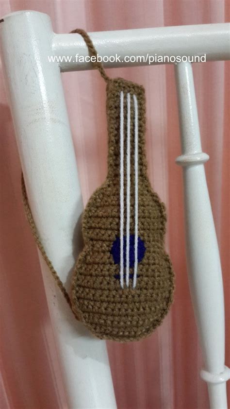 amigurumi crochet guitar pattern por pianosound en etsy crochet