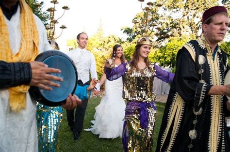 Egyptian Wedding Traditions – Easyday