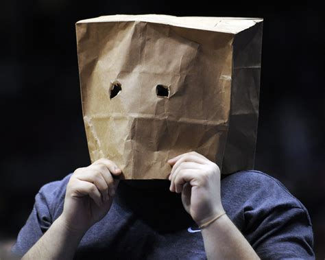 usc fans planning  wear paper bags  heads  protest