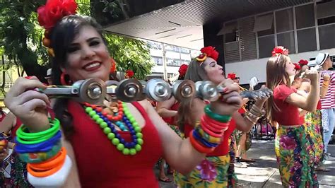 Bloco Padecendo Na Folia Carnaval 2016 Bh Youtube