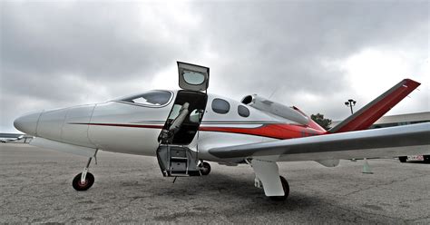 flying  worlds  affordable private jet
