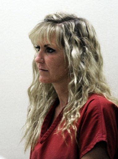 ‘hummer mom released from prison found with porn a few days later