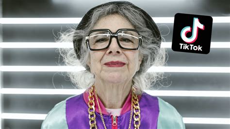 Grandma Droniak Auf Tiktok 93 Jährige Oma Gibt Virale Dating Tipps