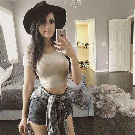sssniperwolf nude pics leaked scandal planet
