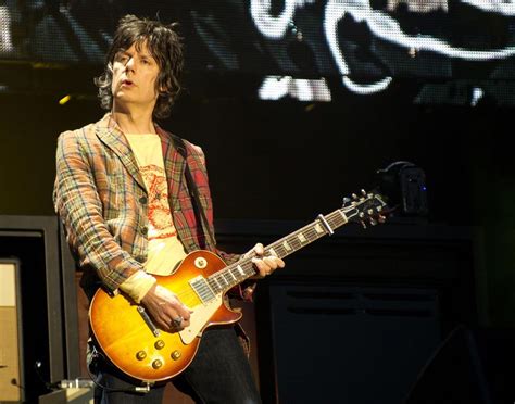 How To Play The Guitar Like John Squire