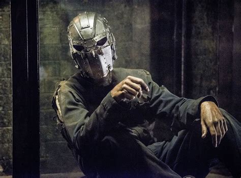 The Flash S Man In The Iron Mask Speaks How About That Season 2