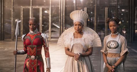 Black Panther Extras Promote The Women Of Wakanda Comics Worth Reading