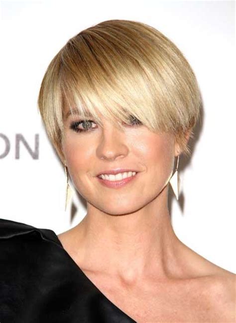 20 Most Versatile Short Straight Haircuts For Stylish