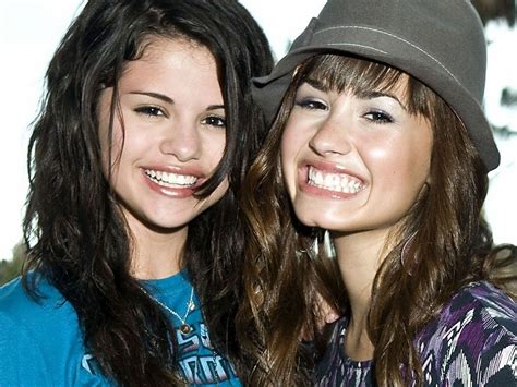 Selena Gomez And Demi Lovato Wallpaper Selenaanddemi Wallpaper Demi