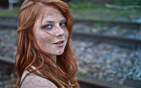 freckled redhead wallpaper girl wallpapers 31228