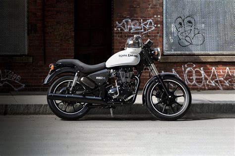 royal enfield thunderbird  price mileage images colours specs
