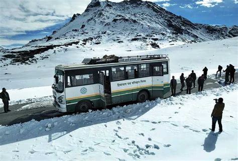 rohtang opens  tourists