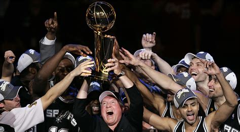 With Sweep Of Cavs Spurs Are Champions Again The New York Times