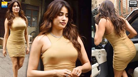 Janhvi Kapoor Flaunts Her Curves In A Sexy Bodycon Dress Mini Dress