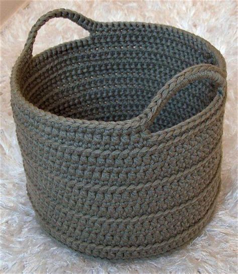 amazing crochet baskets  storage diy