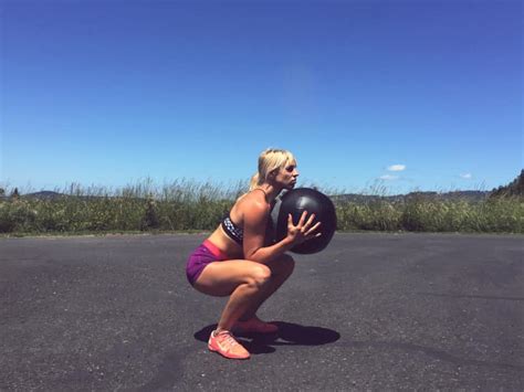 a full body medicine ball workout you can do in 12 minutes