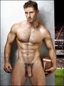 Sexy male soccer players naked