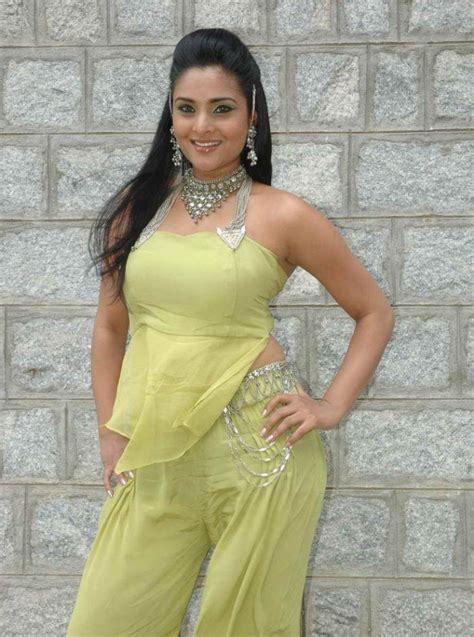 indian celebrity sexy girls ramya kannada actress hot stills and photos