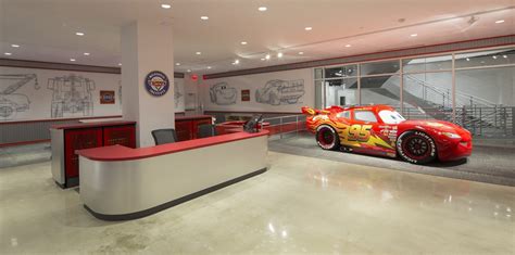 Pixar Goes Under Lightning Mcqueens Hood In New Cars Museum Exhibit