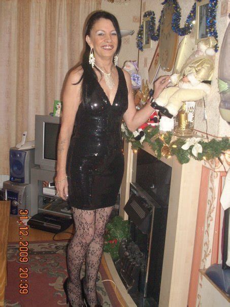 donna582 64 from liverpool is a local granny looking for