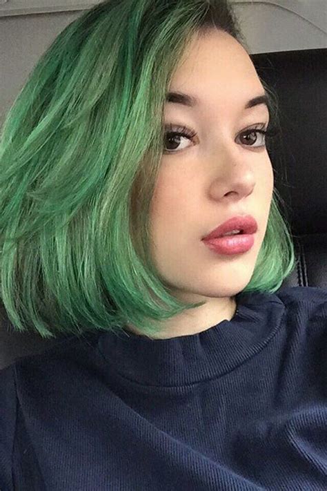 celebrities    colorful hair   dreams green hair short green hair