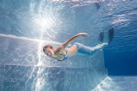 wallpaper water women swimming diving underwater px  wallpapermaniac