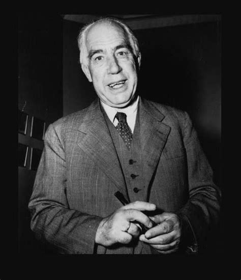 famous pipe smokers niels bohr
