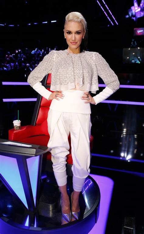 Dynamite In White From Gwen Stefani S The Voice Looks E