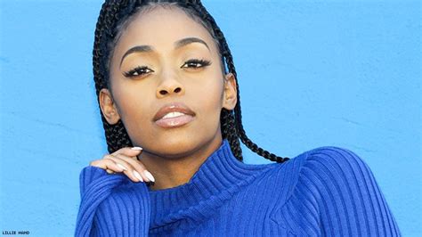 nafessa williams tv s first black lesbian superhero is fighting hollywood s representation problem