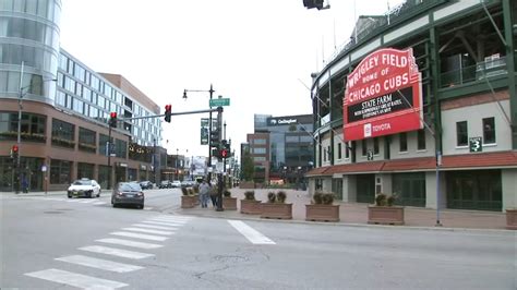 chicago crime police investigate  wrigleyville kidnappings armed robberies  wrigley field