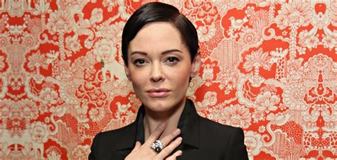 rose mcgowan reportedly fired by agent for tweeting about sexism in
