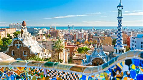 barcelona weer en klimaat watertemperatuur beste reistijd
