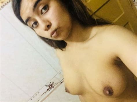 srinagar muslim college girl nude selfies leaked indian nude girls