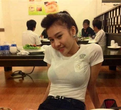 Ảnh Girl Xinh Khoe Hàng Ngực Khủng Girl Xinh