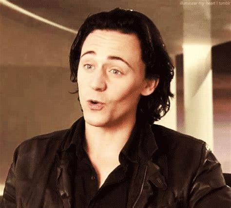 i seriously wish tom would keep this look the hair