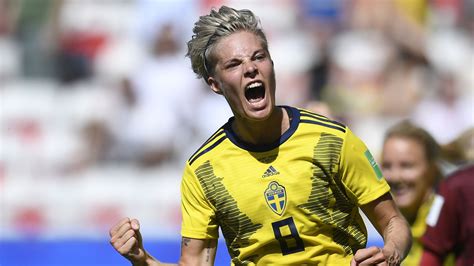 women s world cup usa and sweden into last 16 with comfortable wins