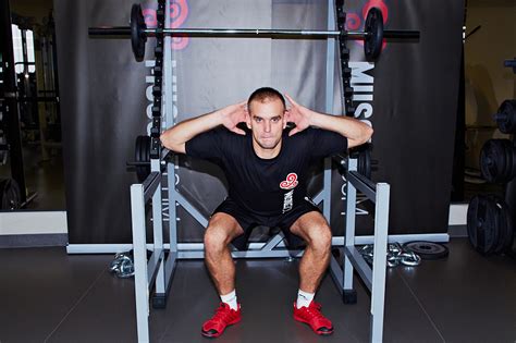 bodyweight squat musqle