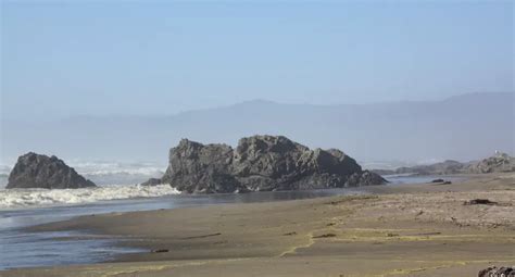 ten mile beach  fort bragg ca california beaches