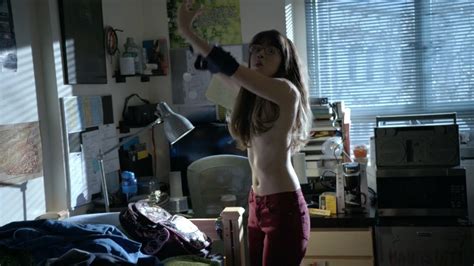 naked nichole sakura in shameless us