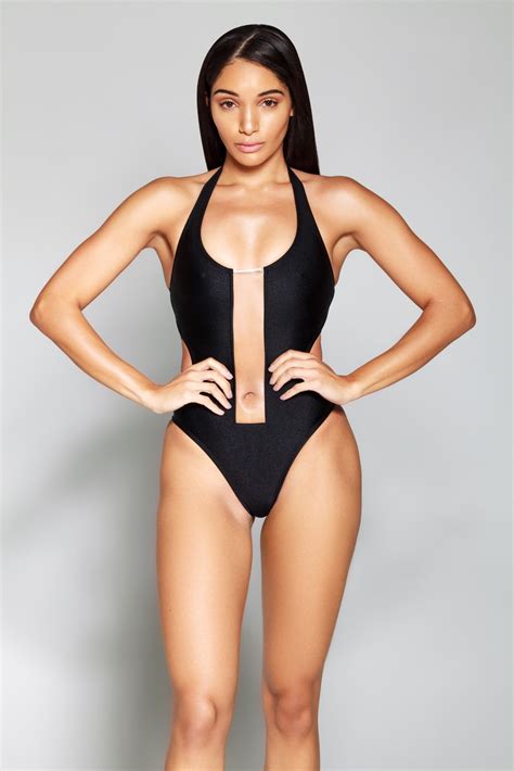 draya michele flaunts physique for swimsuit photoshoot in miami daily