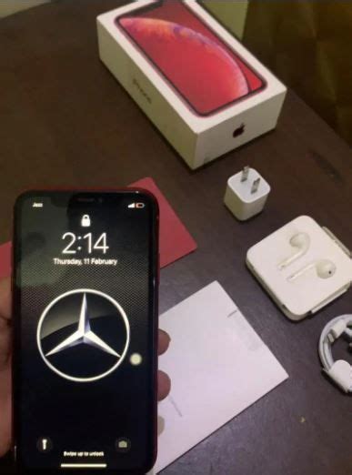 iphone xr  gb iphone mobile  iphone  westminster burnaby gb unlock vancouver