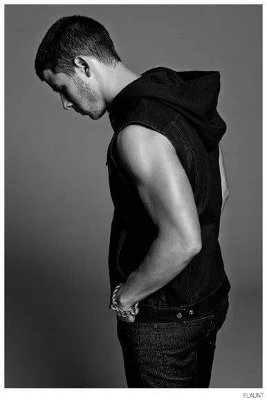 nick jonas flaunt 2014 photo shoot