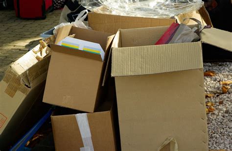 dispose  cardboard boxes  holiday season wvxu