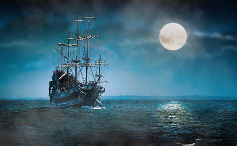 Sailing Ships Animated Wallpaper