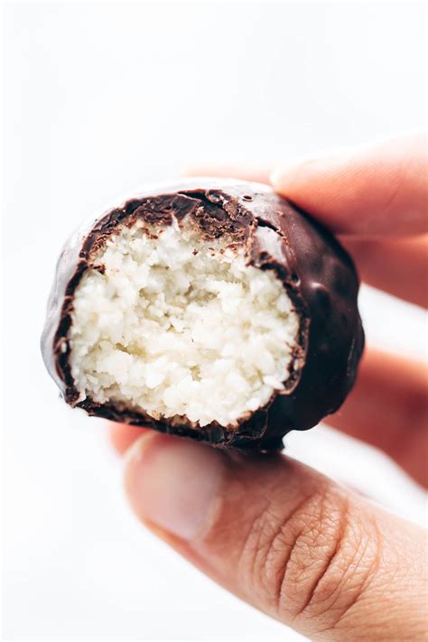 les  meilleures idees de la categorie coconut chocolate sur pinterest