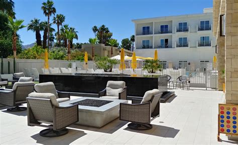 hotel paseo palm desert     amount  hip