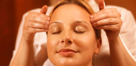 indian head massage saffron holistics