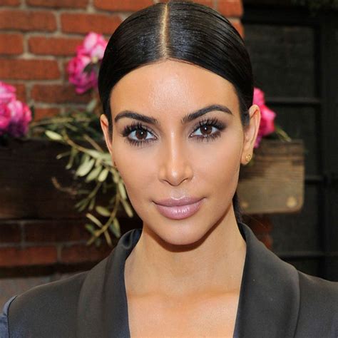 10 secrets to mastering kim kardashian s makeup kim kardashian makeup